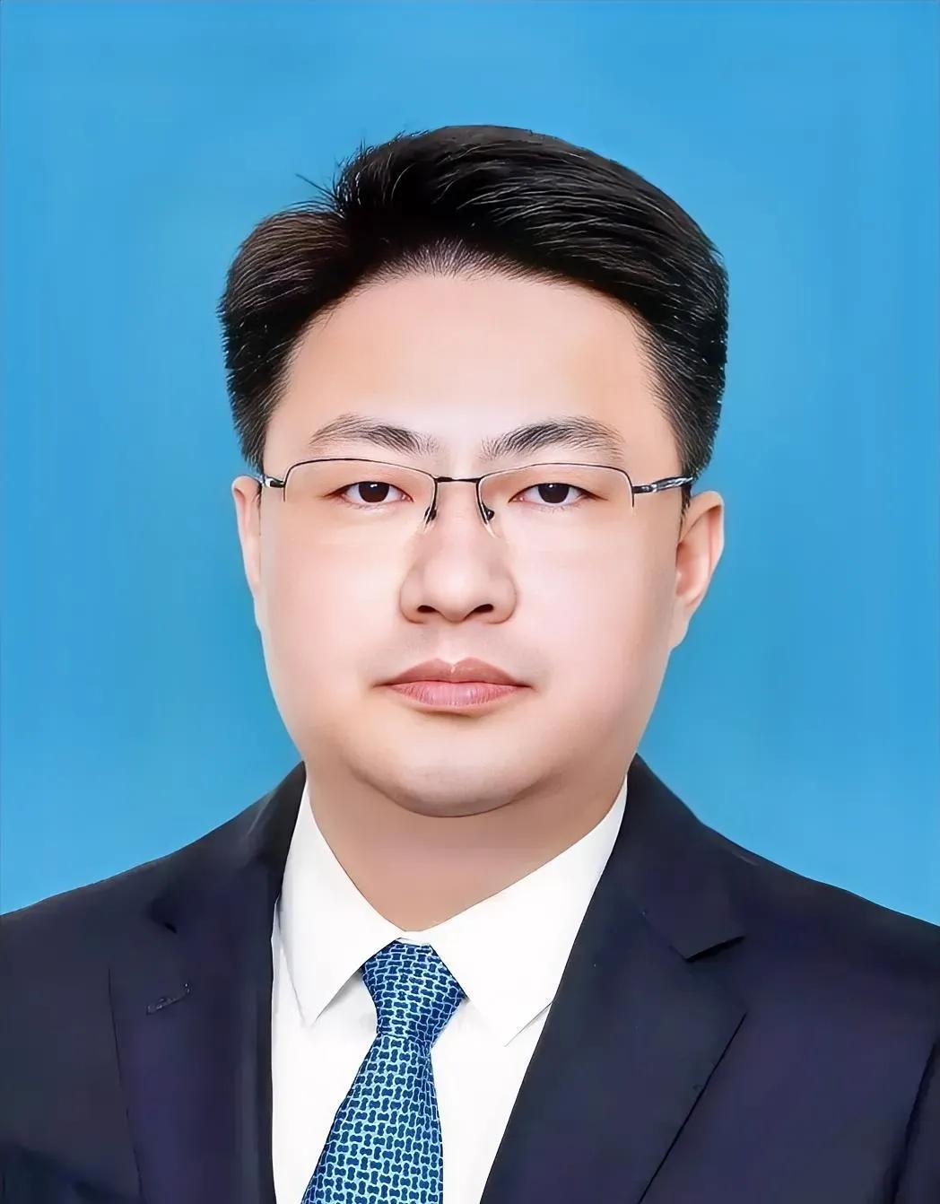 毛奇遭严惩，双规处分！根据通报详情，其行为之恶劣，几乎触犯了所有不应触碰的底线，