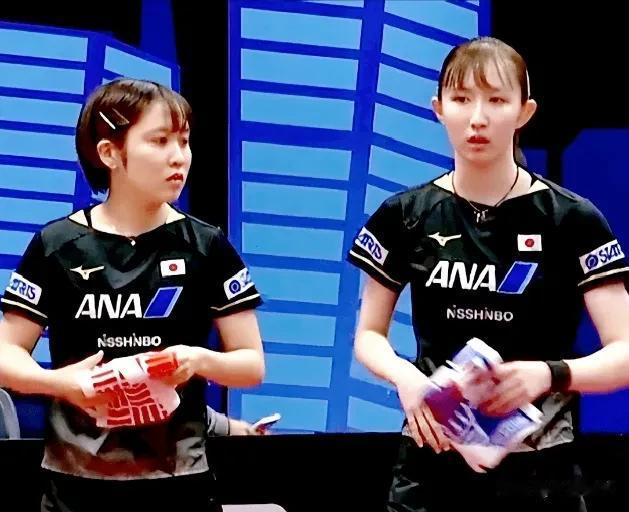 杭州亚运会上孙颖莎和平野美宇分在了一个半区，王艺迪则是和早田希娜分在一个半区，这