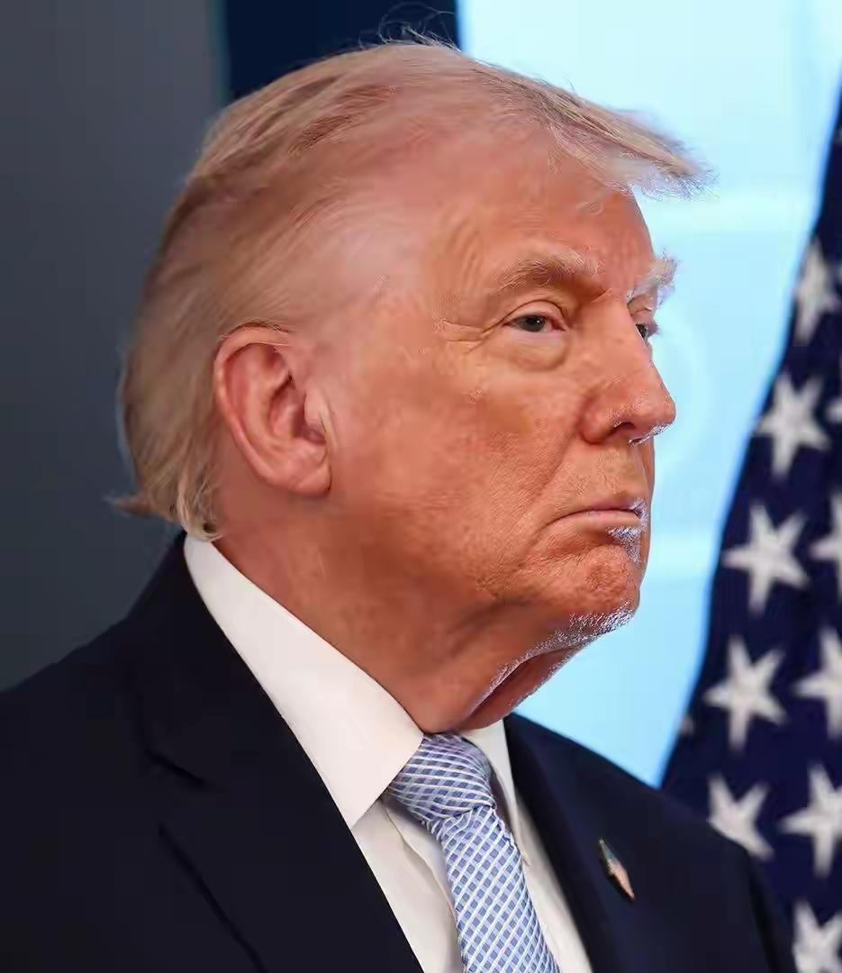 美国犯了一个非常致命的错误，那就是他不该在这个时候再次袭击伊朗。你想想，如果你是