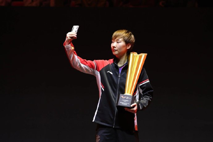 王曼昱乒乓世界专访王曼昱找到了自己的成长方式 接受乒乓世界专访：《乒乓世界》：多