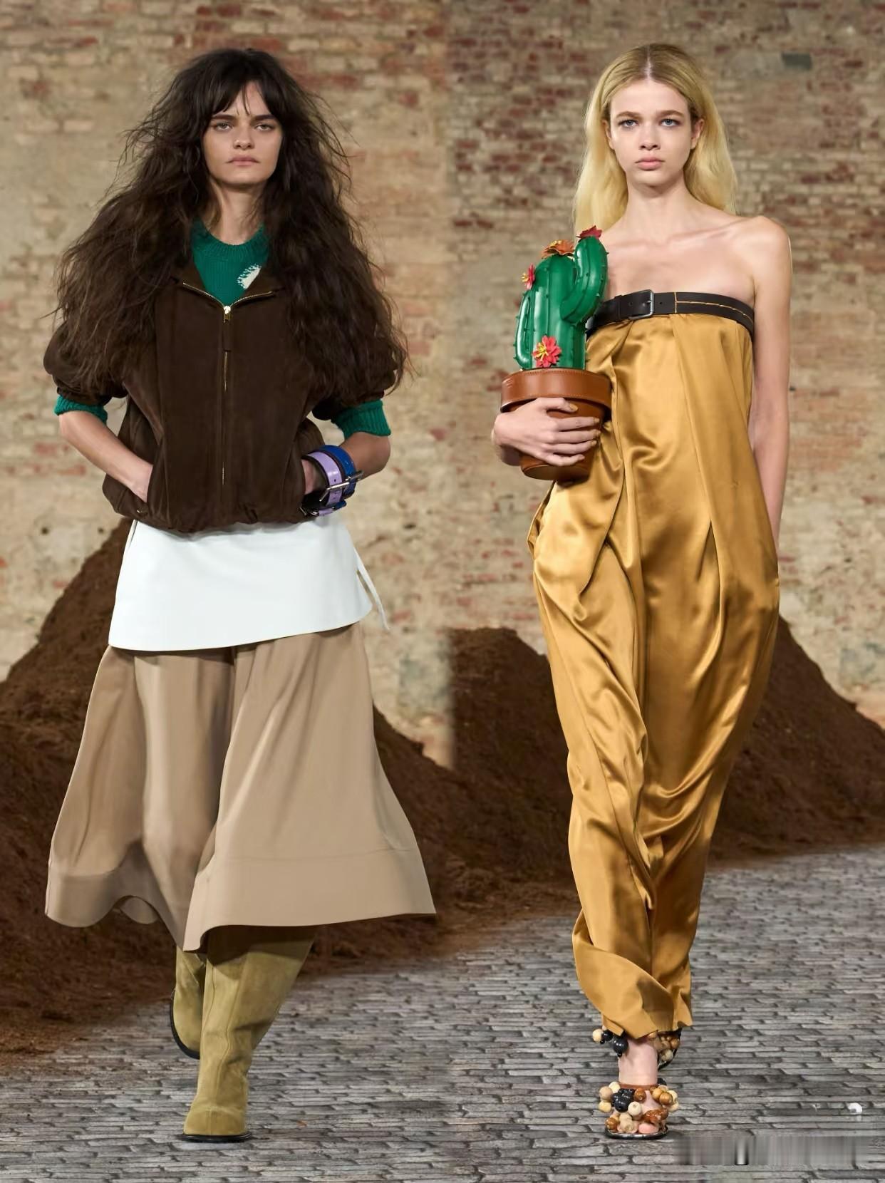 秀场赏析｜Moschino FW26🌱Roots of Irony讽刺之根，乡