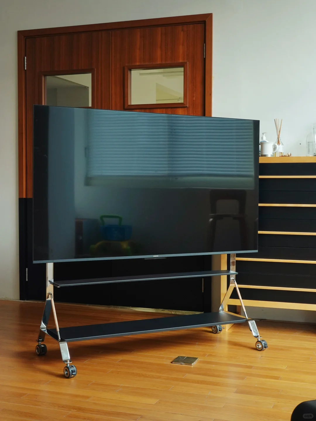 第二款电视支架，给85寸电视准备的