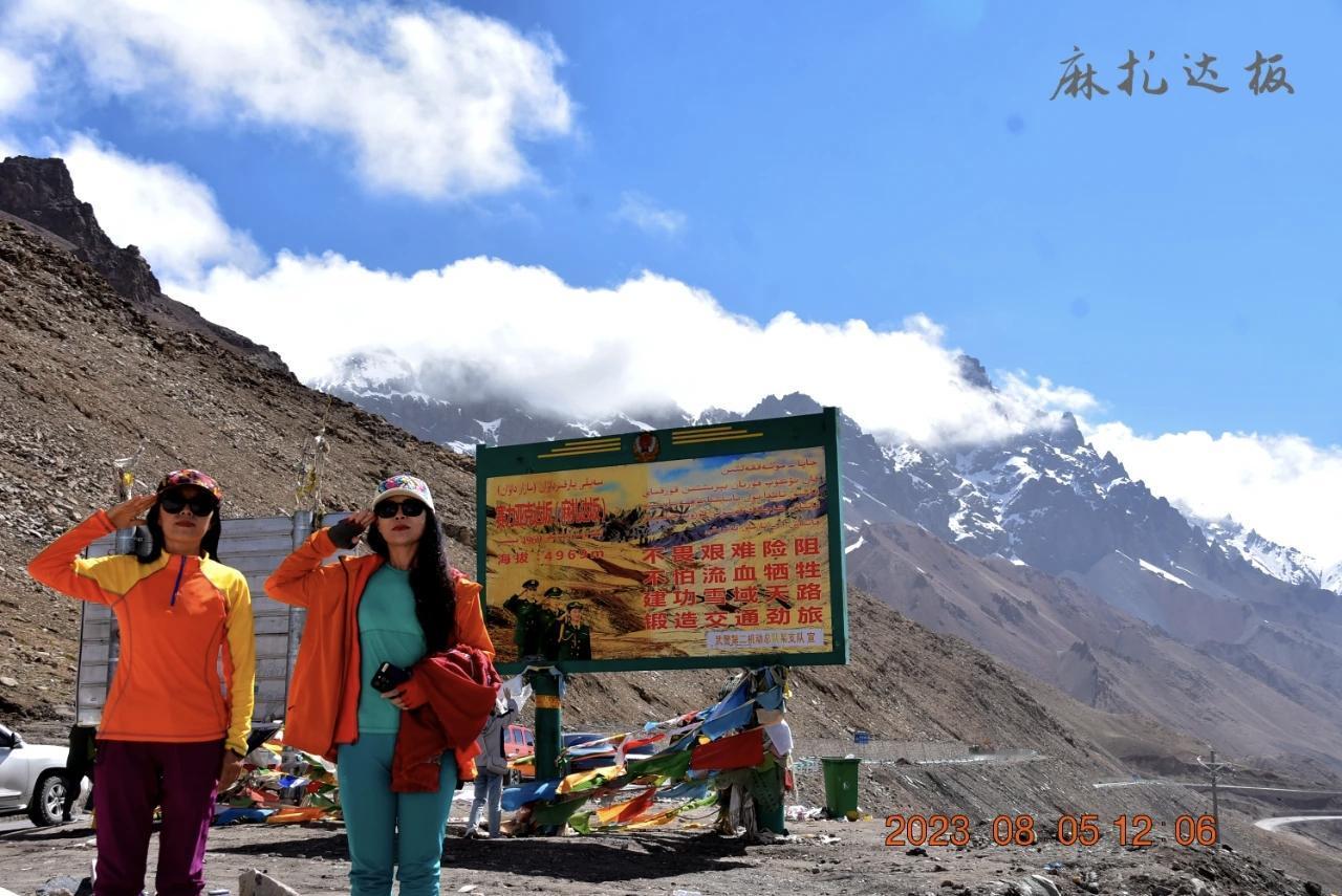 去年有幸走了这西个达板，以后会不会成为过去式？？？
雪山🏔 219国道 新彊 