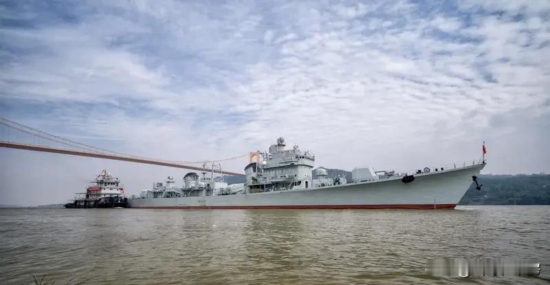 日舰曾收到中方提示 日本这波操作真是无耻至极！12月6日辽宁舰编队在宫古海峡以东