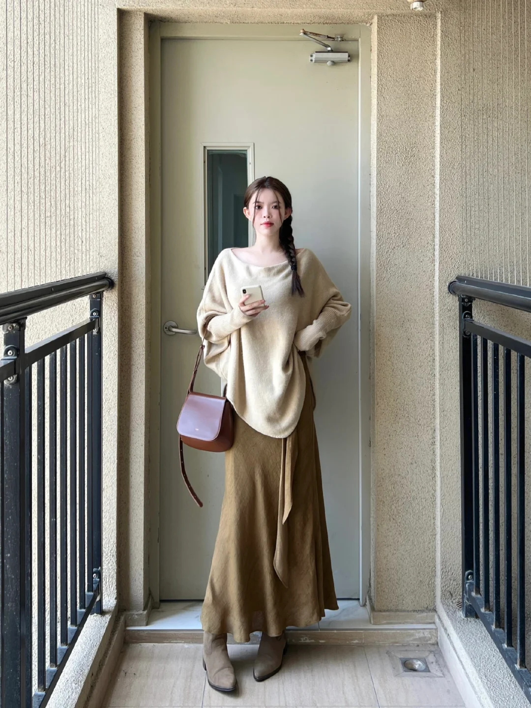 哇！🍂秋天真的太容易穿出氛围感了吧！