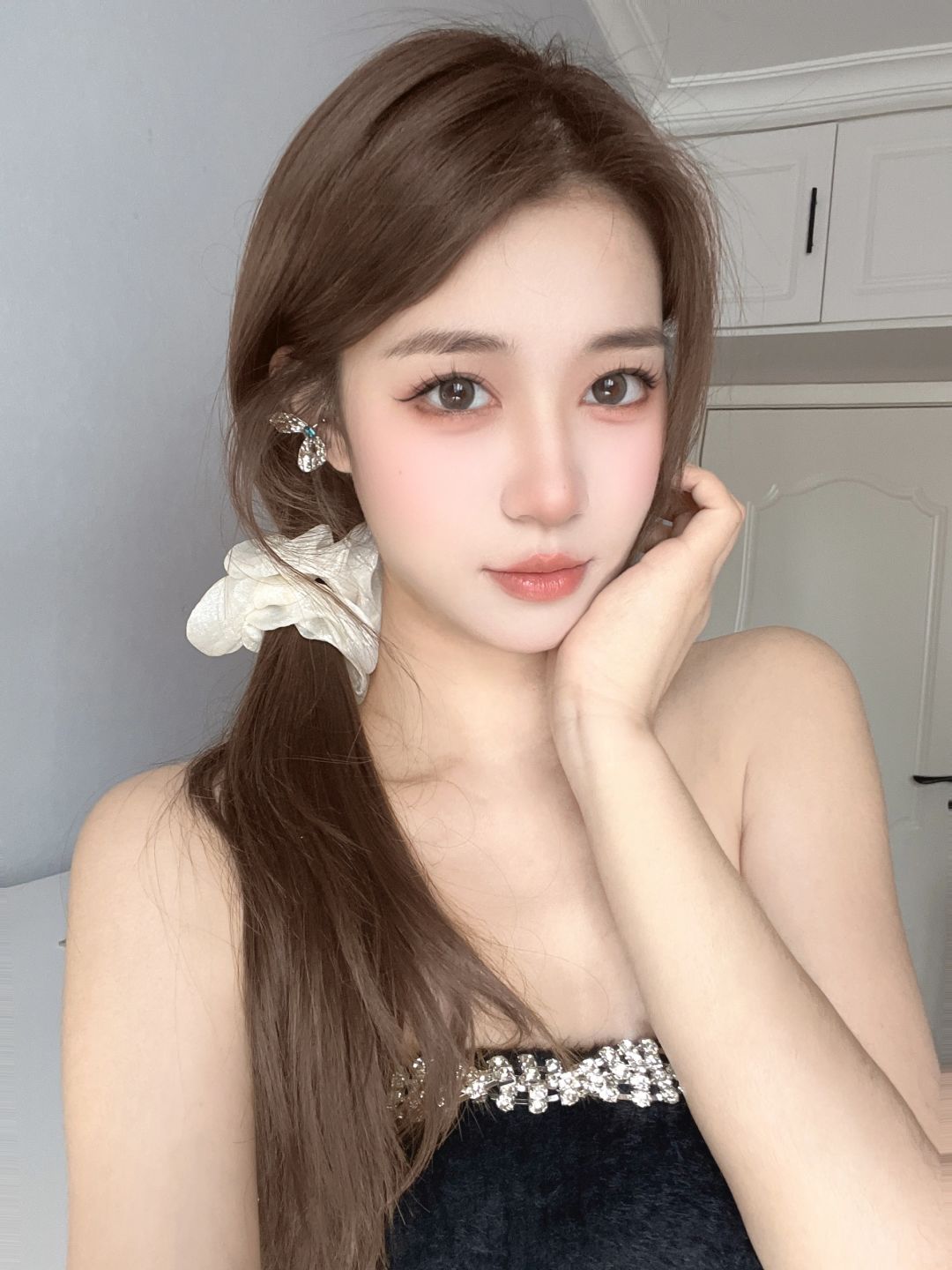 妆容分享 日常妆容打卡 今日妆容 半扎发 哑光雾面妆