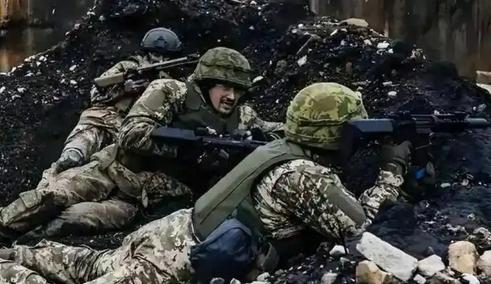 俄罗斯初心已变，说白了，起初俄罗斯要打乌克兰的原因是，乌克兰想加入北约，威胁到俄