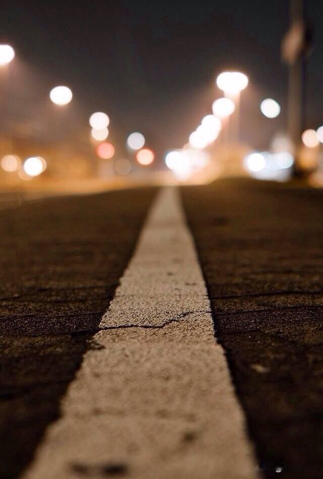 经营情感生活，没有谁比谁容易，只有谁比谁懂得去情感梳理。

随时间的推移，情感里