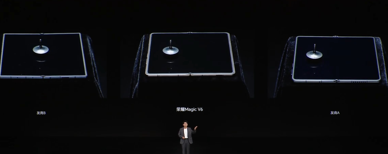 这次荣耀Magic V6的至臻黑钻屏的耐用度还是很顶的，刚刚发布会直播中，也对它