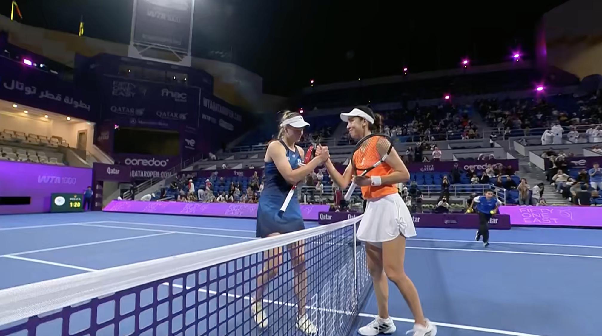 多哈赛第二轮，王欣瑜错失第二盘4-2的领先，2-6/4-6不敌新科澳网女单冠军莱