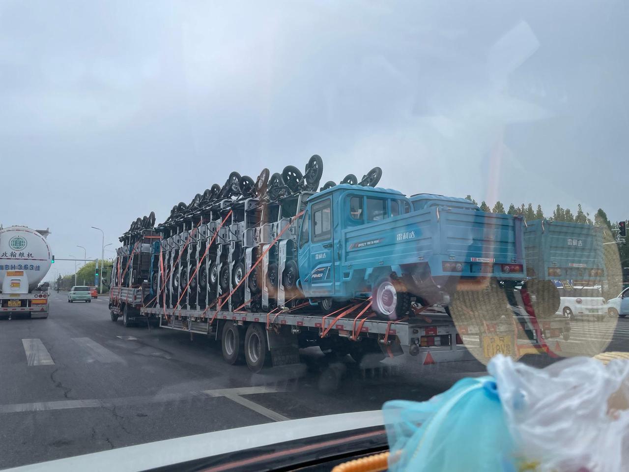 好久没见过这样的车了