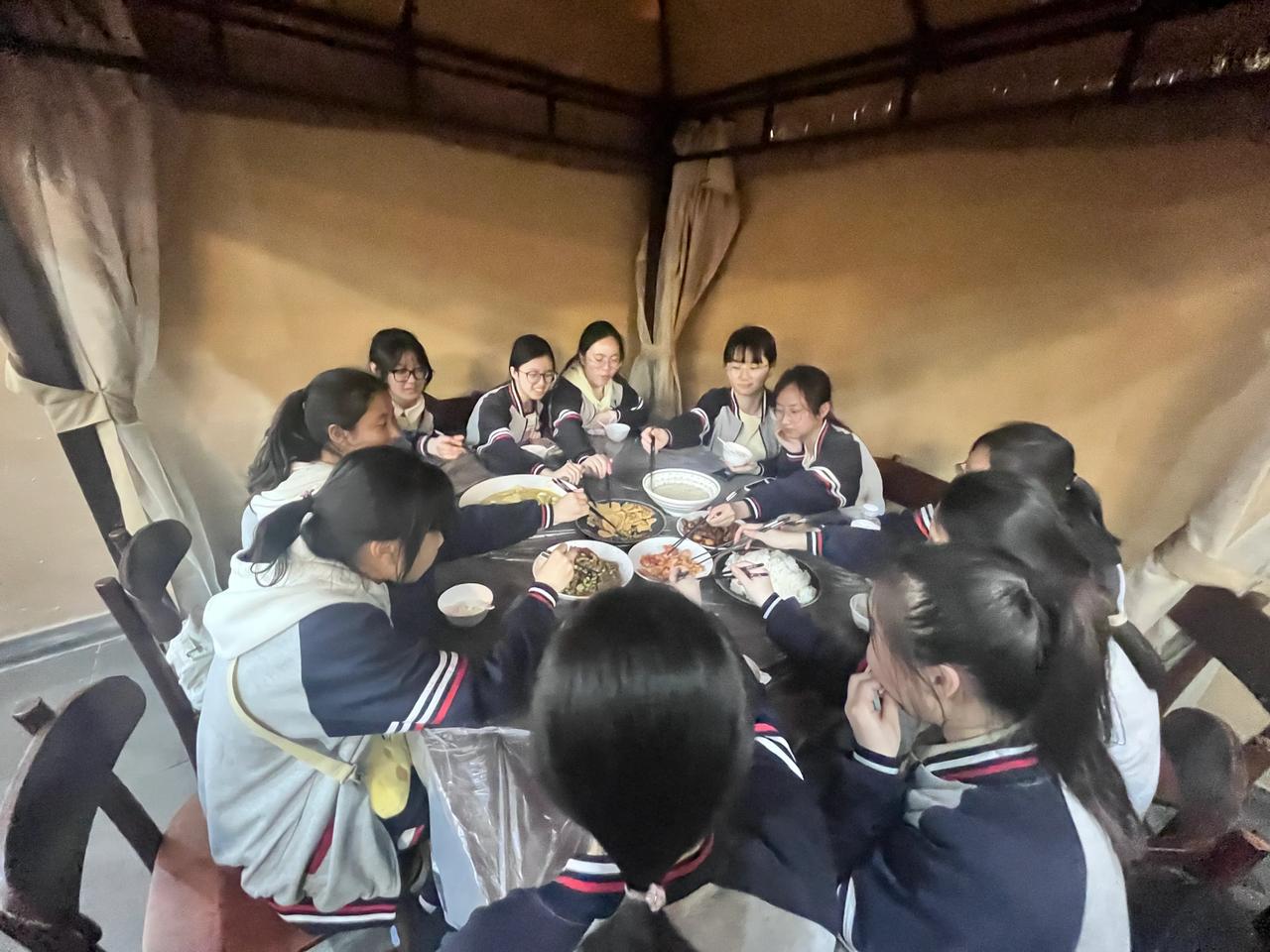 我们都是好孩子。