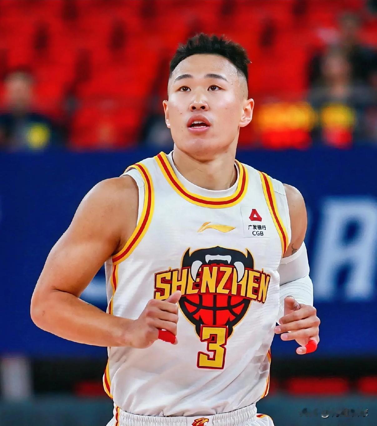 CBA常规赛半程结束，深圳队队内数据王一览：

01、得分王：史密斯，531分