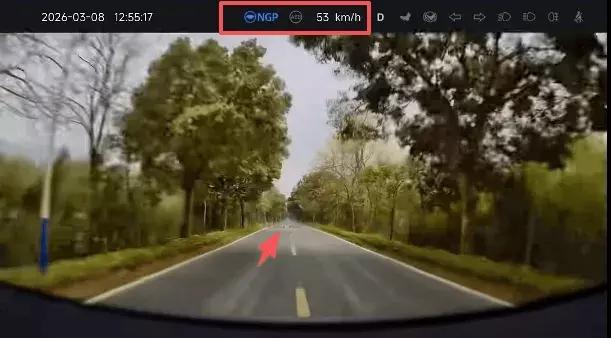 四个孩子躺路中间，司机以为是朔料袋。广东清远一位司机行车记录仪记录的事太吓人了。