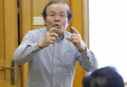 “日本731部队根本不存在，也没有侵华日军拿中国人做人体实验的事，我们不能用情绪