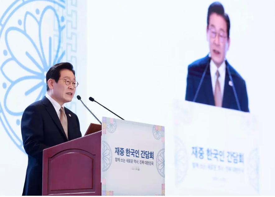 李在明访华让中韩就此翻篇，5000万韩国人应该感到庆幸
1月4日，李在明带着四大