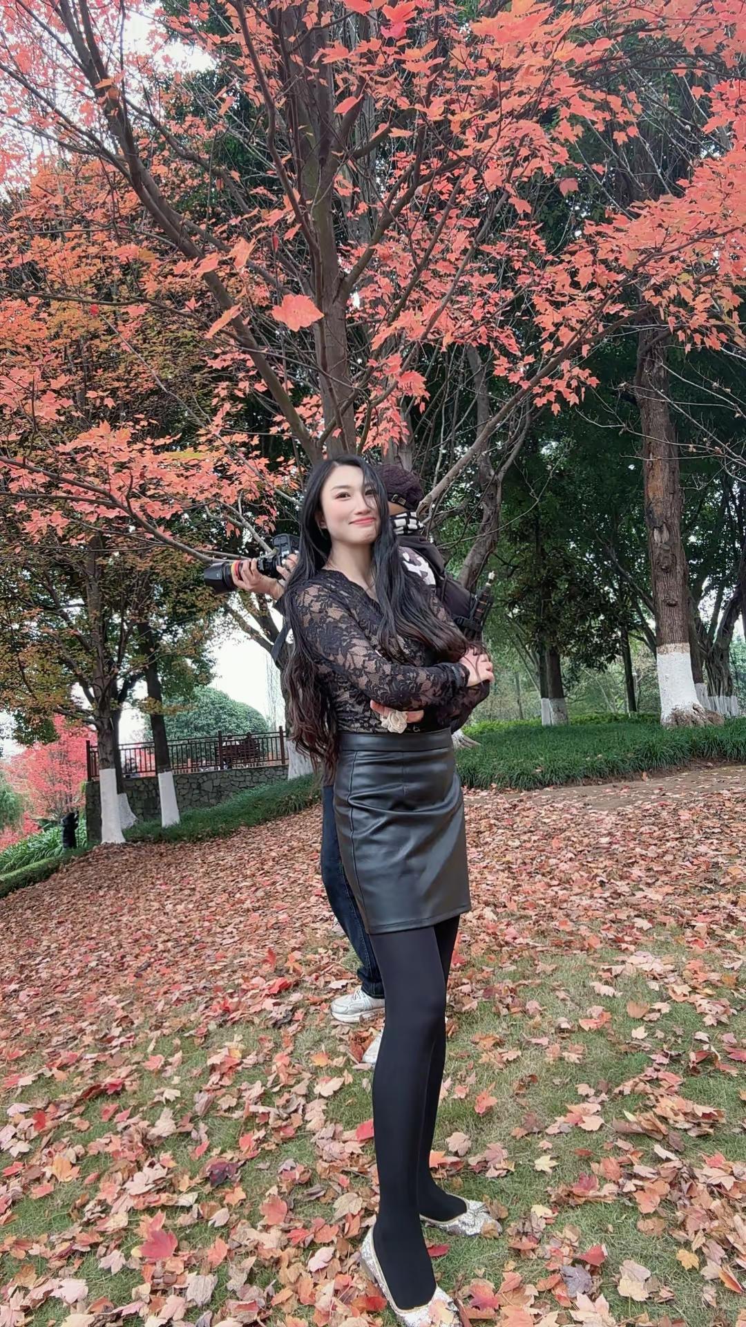 多少男人，因为兜里没钱，把满心欢喜的爱人拱手相让；多少女人，因为现实磋磨，背离真