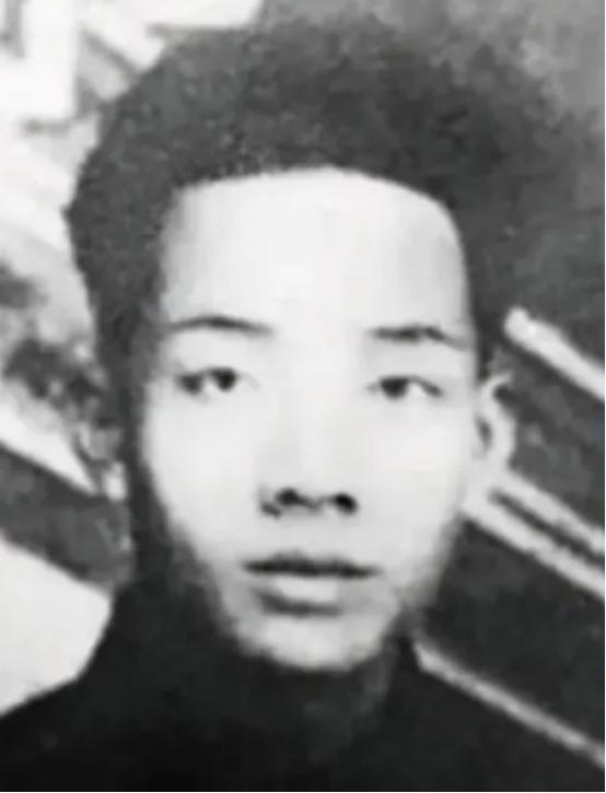 1935年4月13日，南京第一监狱第一次挂上绞索。当天吊死27个人，全是中央特科