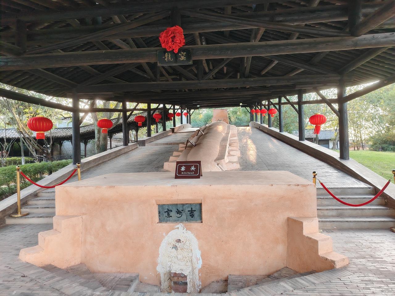 吉州窑
#景点打卡御窑# #窑里风景区# 
#最美窑下# 
（徐 晖）