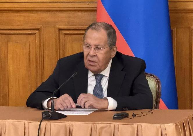 俄乌冲突突然曝出大反转，你敢信10月25日乌克兰突然拉上14个国家和欧盟，一起发