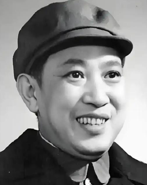 在1962年初，毛主席派田家英去湖南调研，结果却让他对农村发展有了全新的看法。这