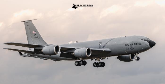 我们现在知道美国空军 KC-135“同温层加油机”63-8017 -63-800