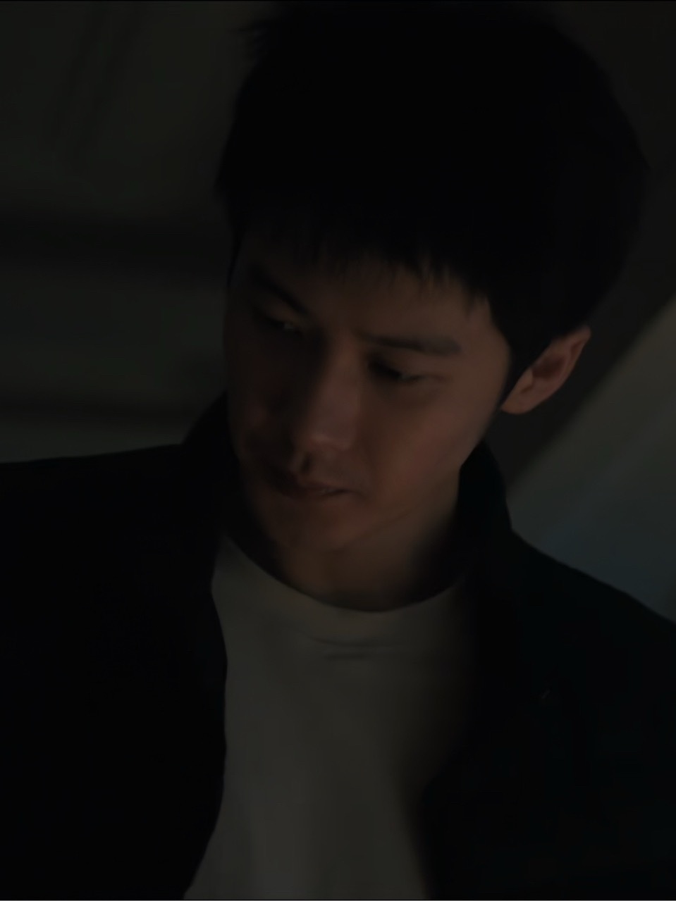 睡觉了 淇爸搂搂 