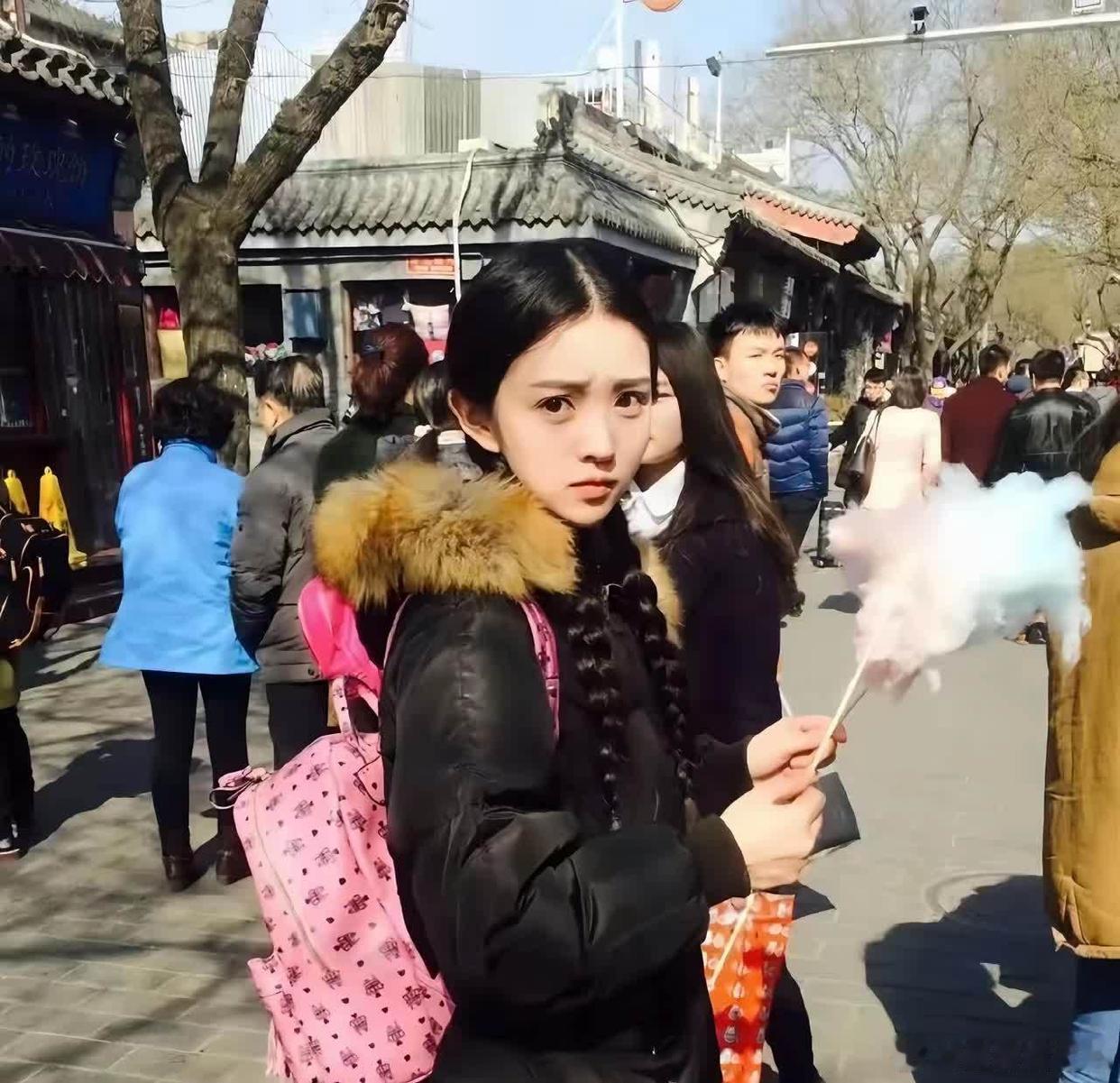 学生时代的田曦薇 