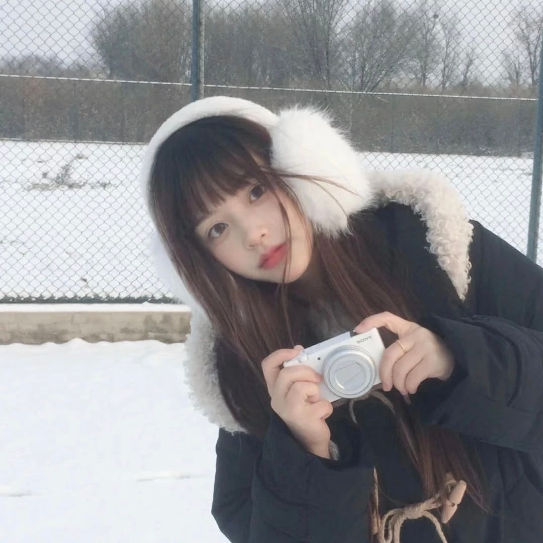 𝙒𝙚𝘾𝙝𝙖𝙩 | 冬日氛围感头像｜优质女头 | 气质女头 | 治愈头