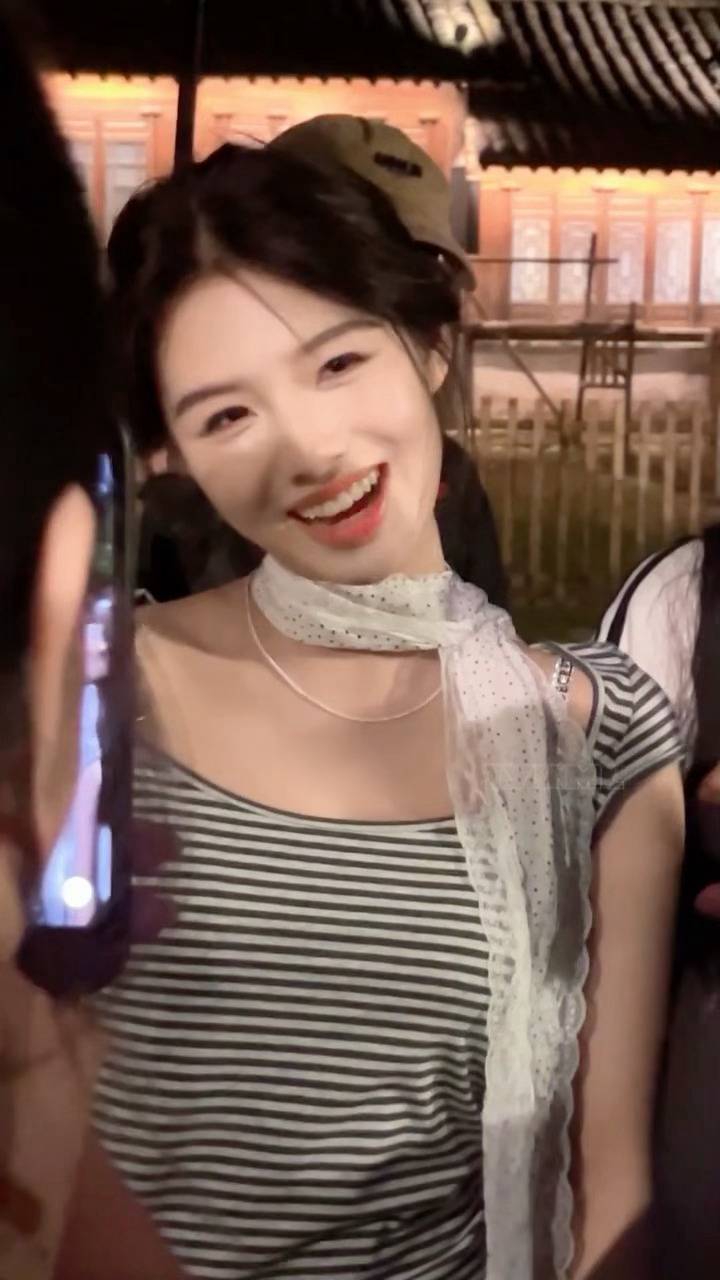 我不知道拥有众多少女真心是什么感觉，但我知道拥有艾米的真心是什么感觉💧艾米就这