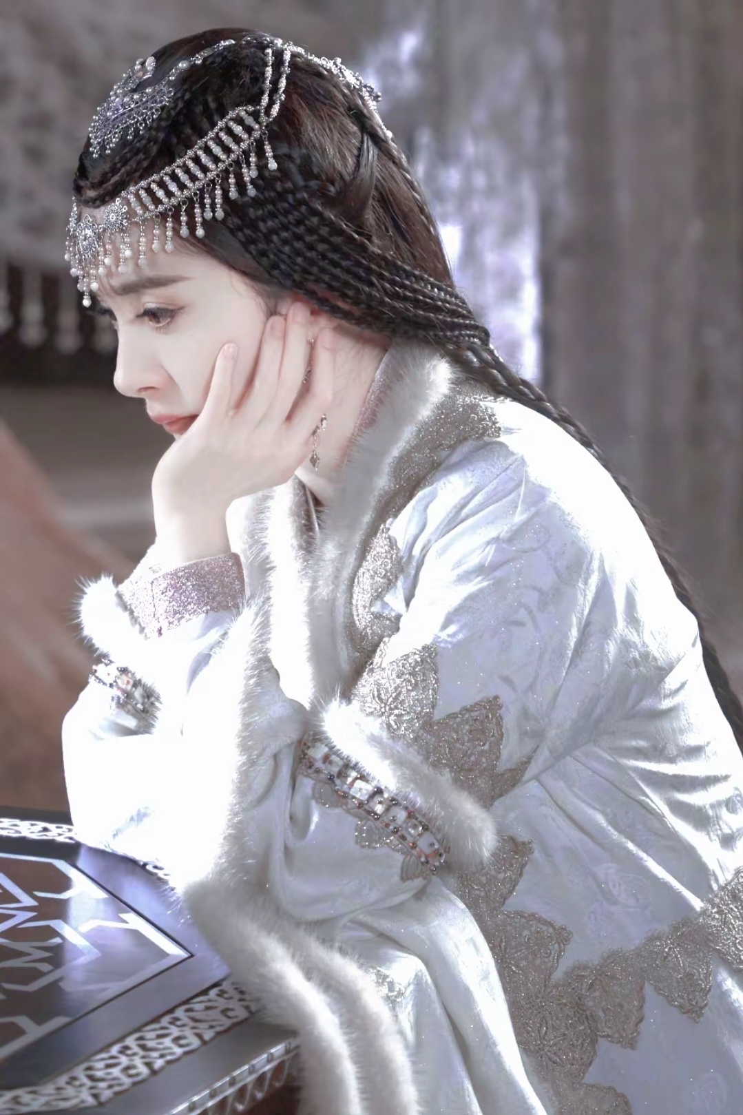杨幂 🦊杨幂涂山红红🦊杨幂 狐妖小红娘月红篇 🐝   ·我的所有不远万里 