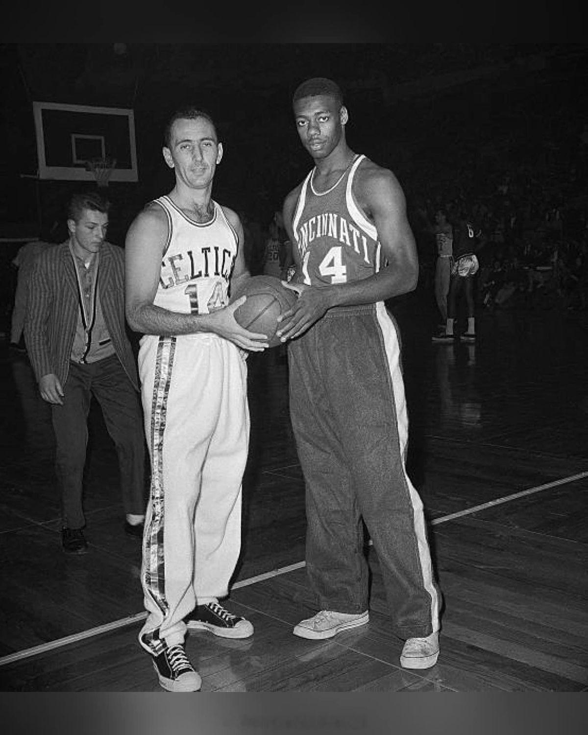 Bob Cousy and Oscar Robertson ​​​