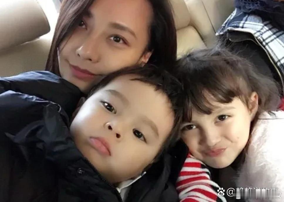 吴奇隆前妻马雅舒的混血女儿长大了，颜值超高 ​​​