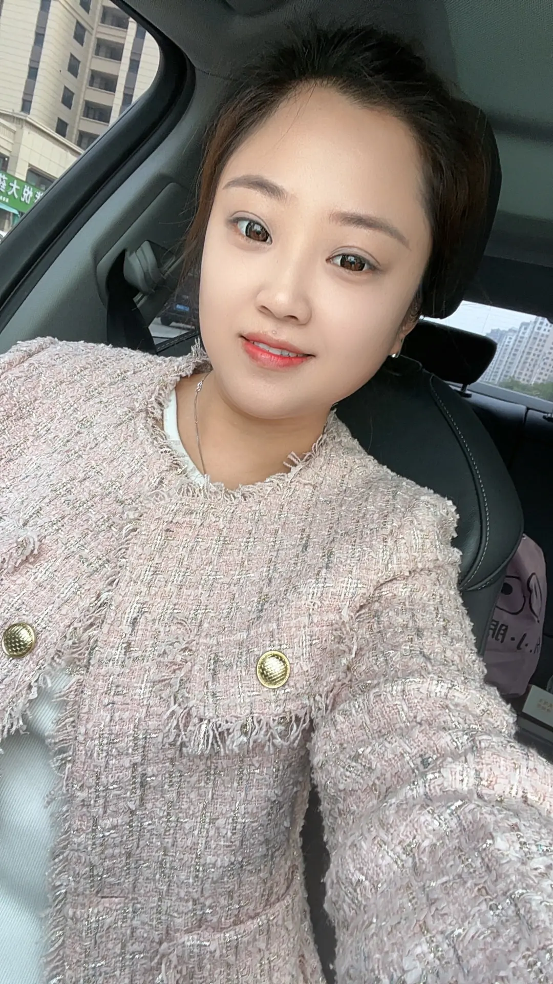 心决定的东西 嘴是说不清的 风起只是一时 风静才是答案