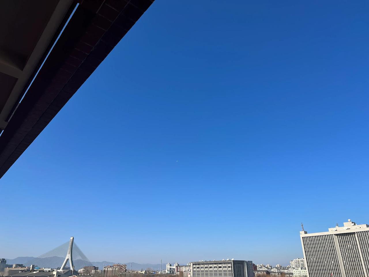 聊聊学生的成长 过年 昨天上午给人大研学的孩子们讲了一课。虽然是高中生，知识，见