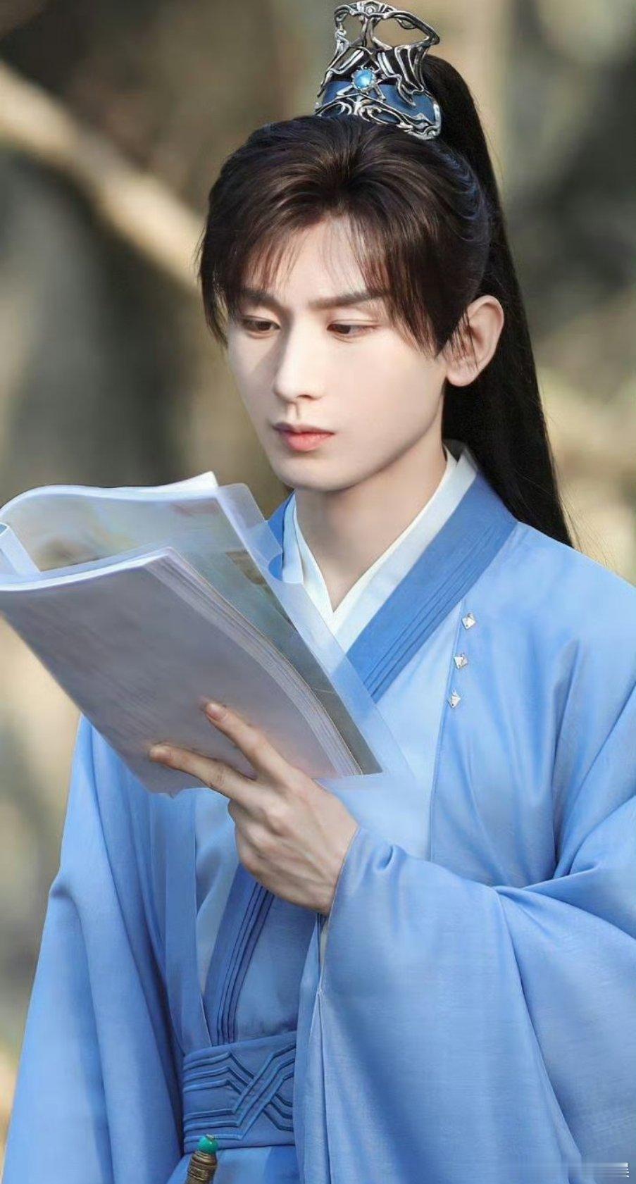 成毅某种程度上神似鹿晗 ​​​