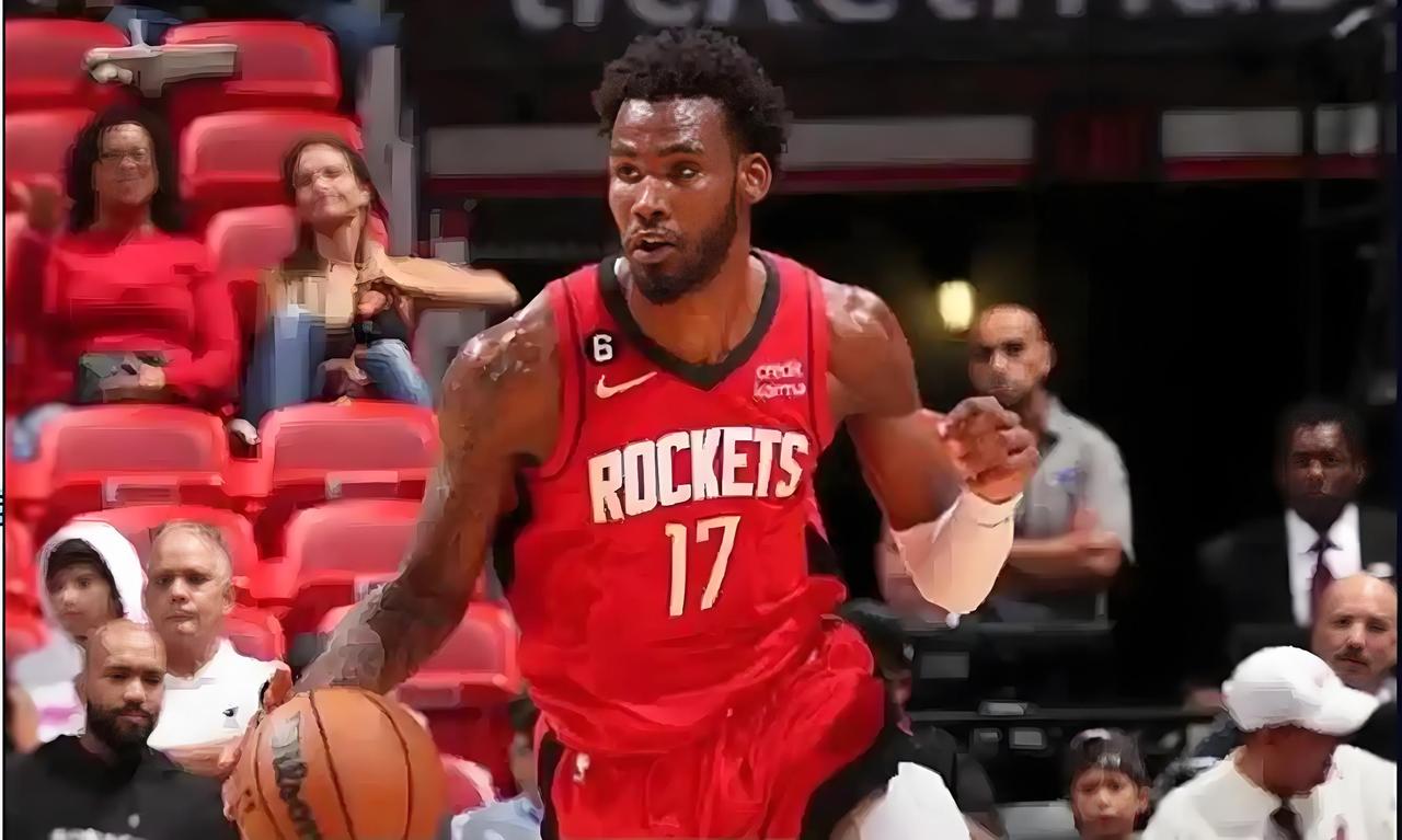 火箭今天确定了与灰熊队的收官战首发阵容:控卫谢泼德、分卫奥科吉、大前锋泰特、小前