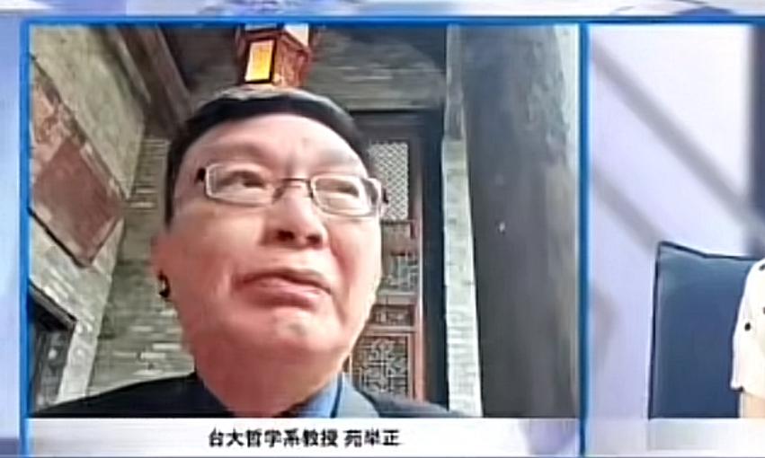 我们可爱的苑举正教授这个月属于长在深圳了，受邀参加深圳读书月的活动！几乎每个礼拜