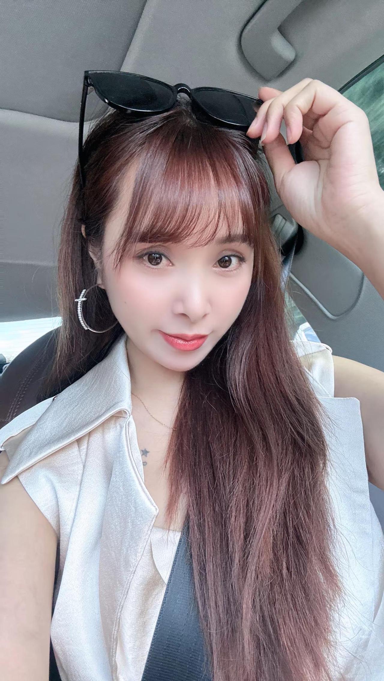 说年轻吧，却早早当了妈；说老吧，又还没到40这辈子最遗憾的，是没能好好享受青春，