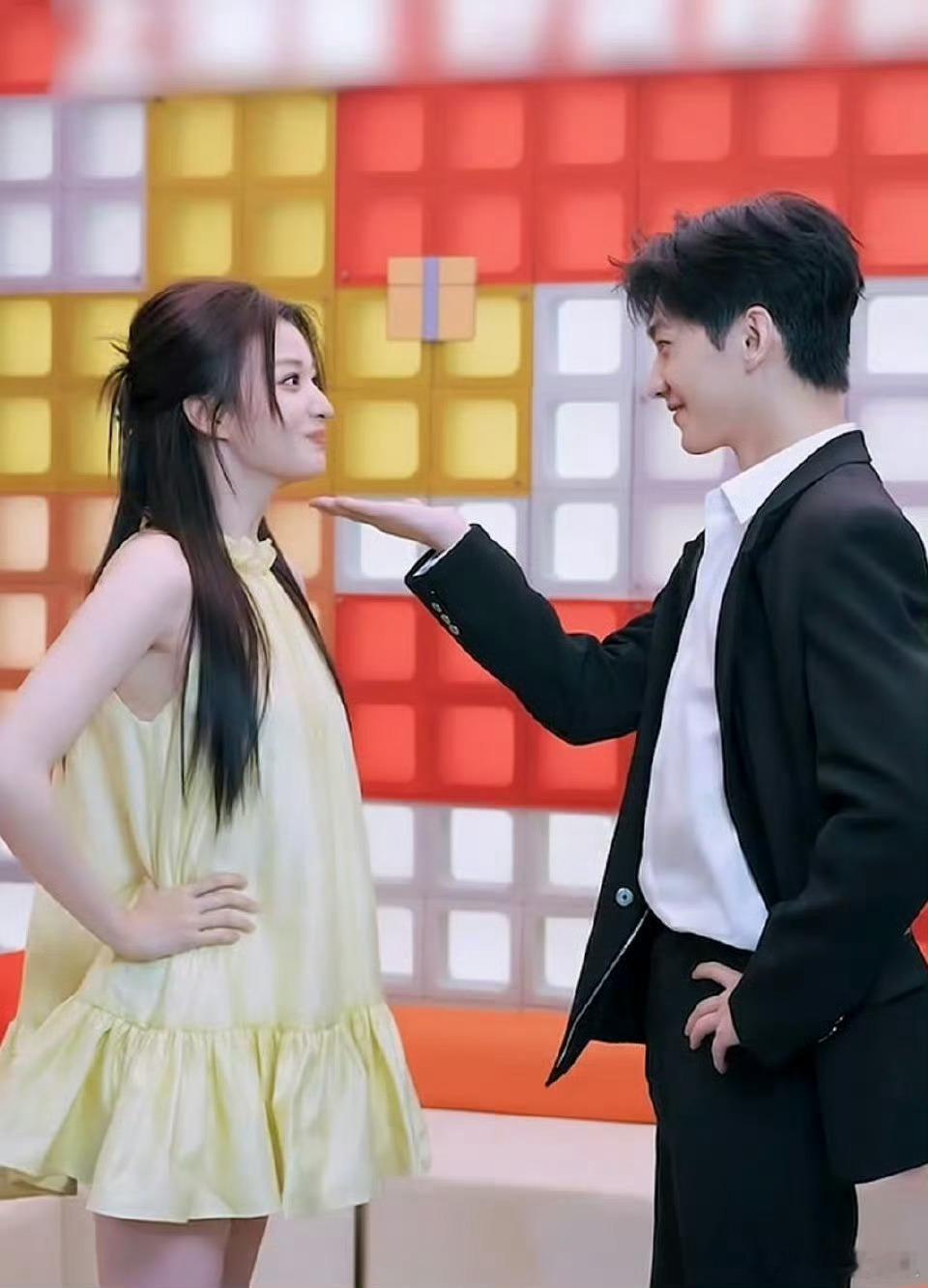 他们居然谈过？曝杨洋王楚然分手后再无交集