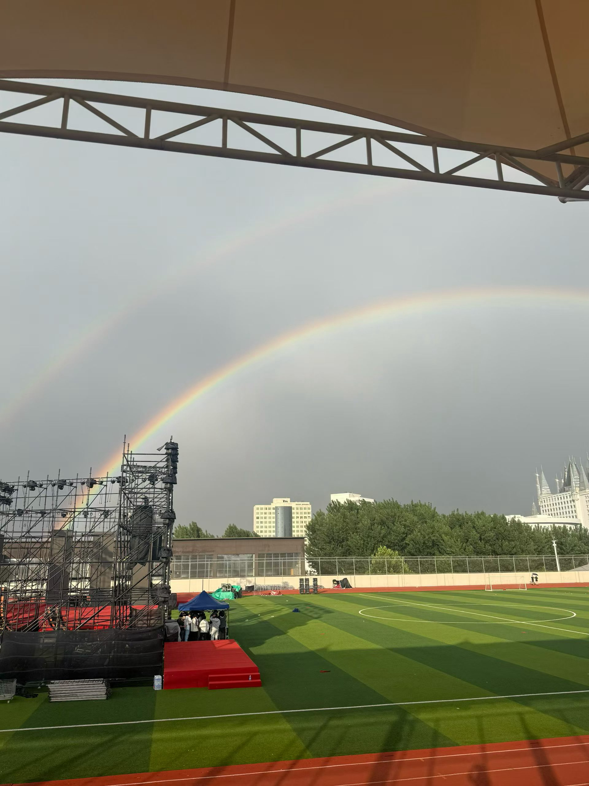 雨后见彩虹🌈 