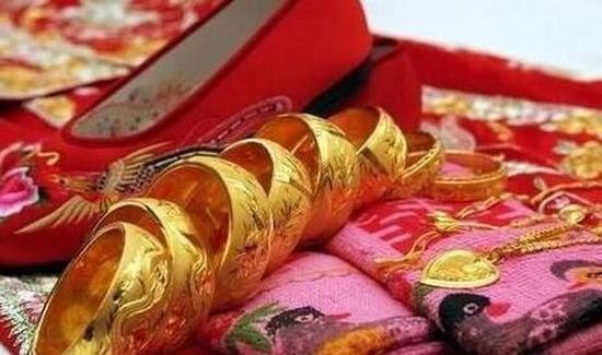 相对于彩礼
我更在于给未来的孩子找个靠谱的爹
彩礼能有多少
总有花完的时候
而一