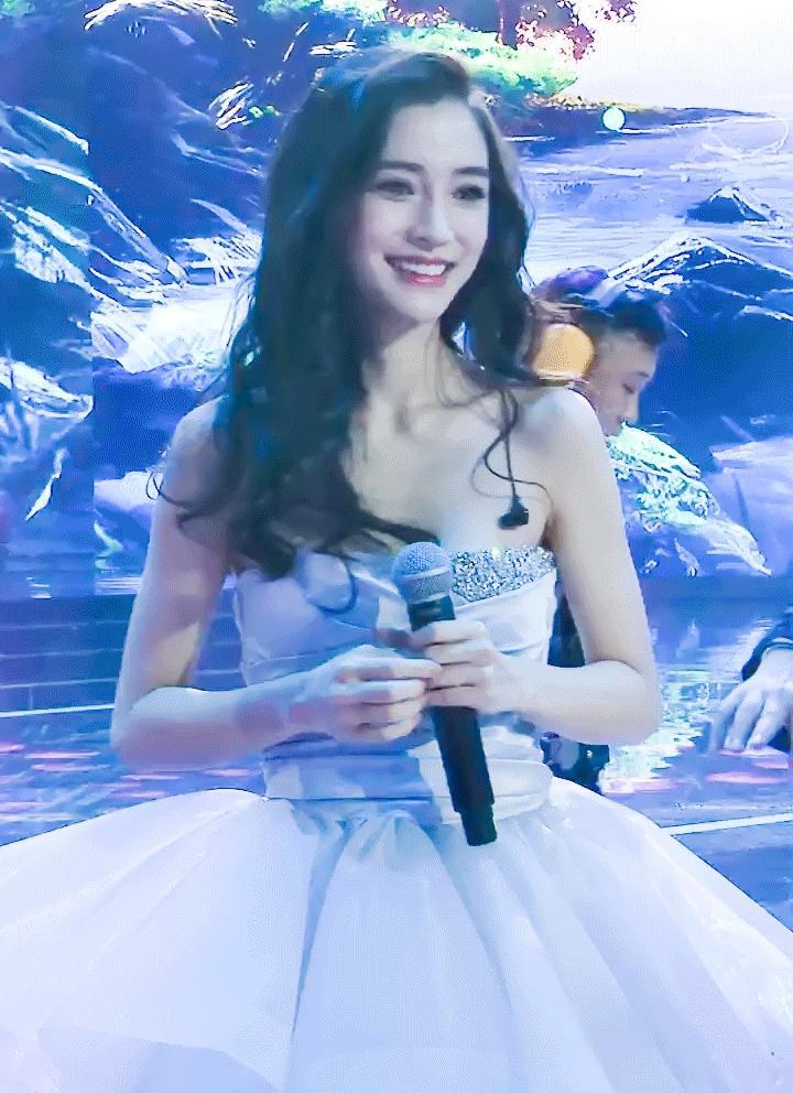 angelababy angelababy 春意填不满你的野心，你要盛夏，也要清