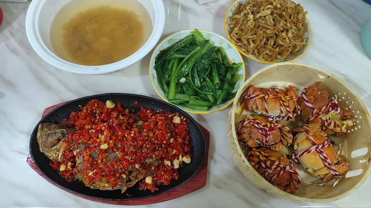 一日三餐，四季如春