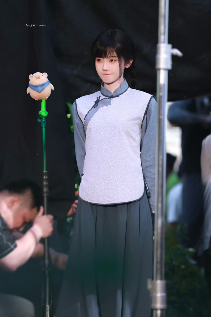 鞠婧祎  jjy鞠婧祎万花世界 jjy鞠婧祎苏绿夏 “你一定会光芒万丈，到达你想