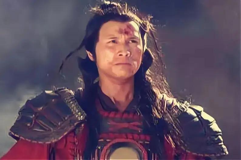 老朱有句话，专门对太子朱标说的—— 他把一根带刺的木棍扔在地上，让朱标去捡。 朱