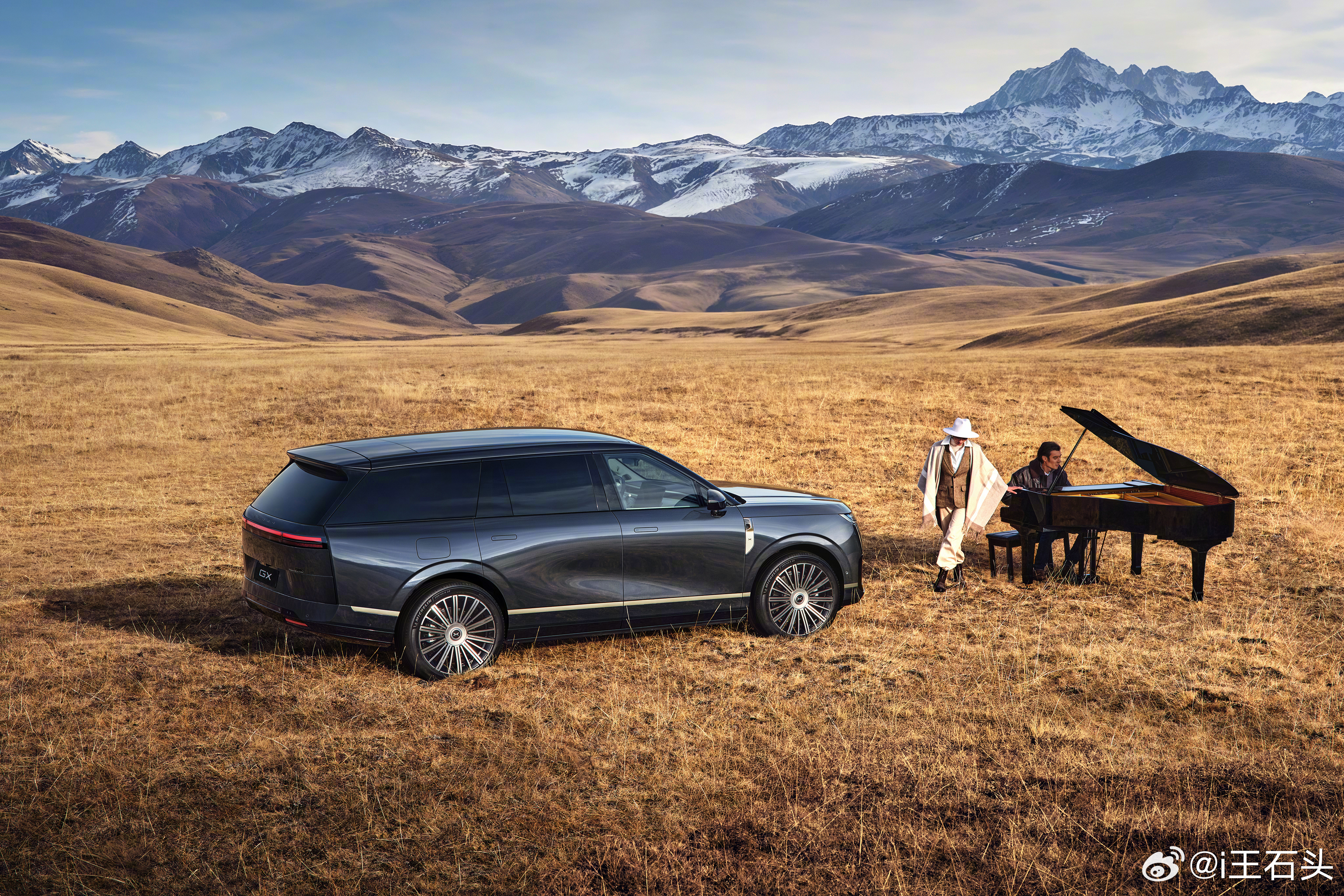 新科技旗舰小鹏GX来了 小鹏GX这种全尺寸SUV，提供增程和纯电两种动力版本那么