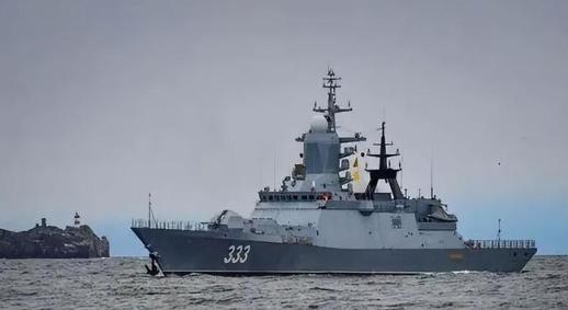 俄罗斯太强硬了，日本首相高市早苗派出特使铃木宗男对俄罗斯进行访问，表达了要恢复同