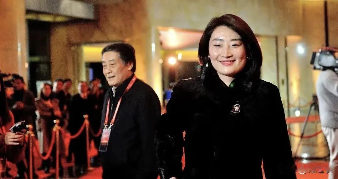 有钱人不傻，宗老的私生子爆出来，既然有意向搞信托，肯定是全部子女都纳入进去了。