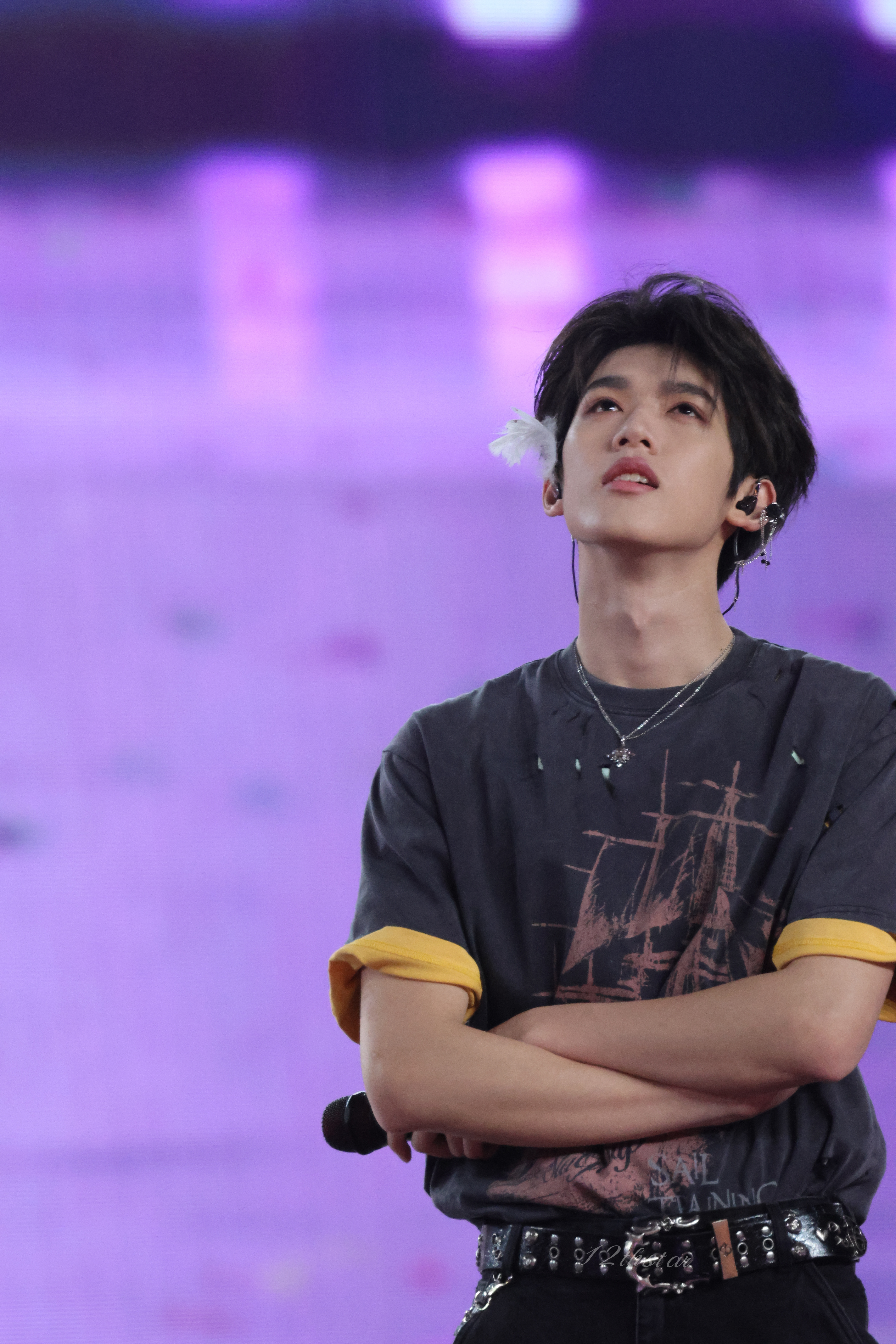 官俊臣  人类无法飞翔或许是因为心太重🪽官俊臣 四代唯一门面